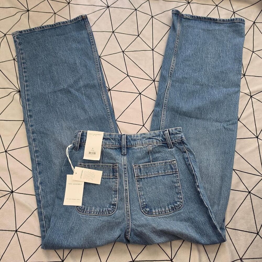 Free-assembly Women's Blue and Navy Jeans